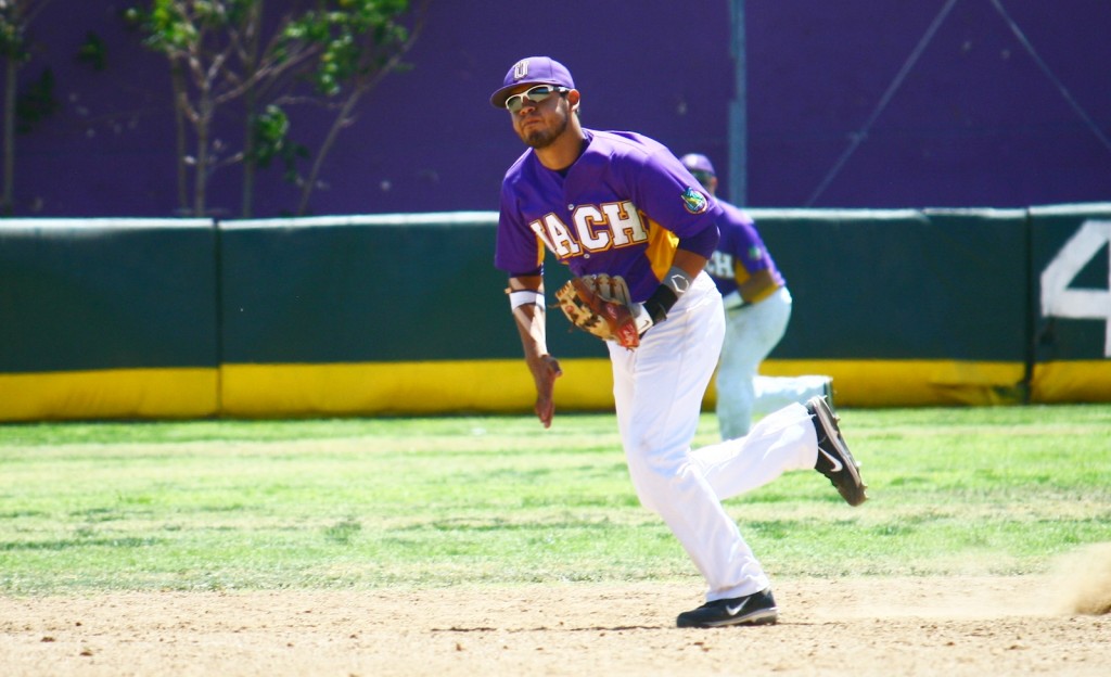 7abril_uach-claustro_oscar_lujan-2