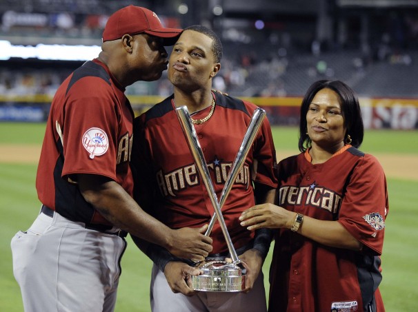 2011-07-12T042012Z_01_PHX77_RTRIDSP_3_BASEBALL-ALLSTARS