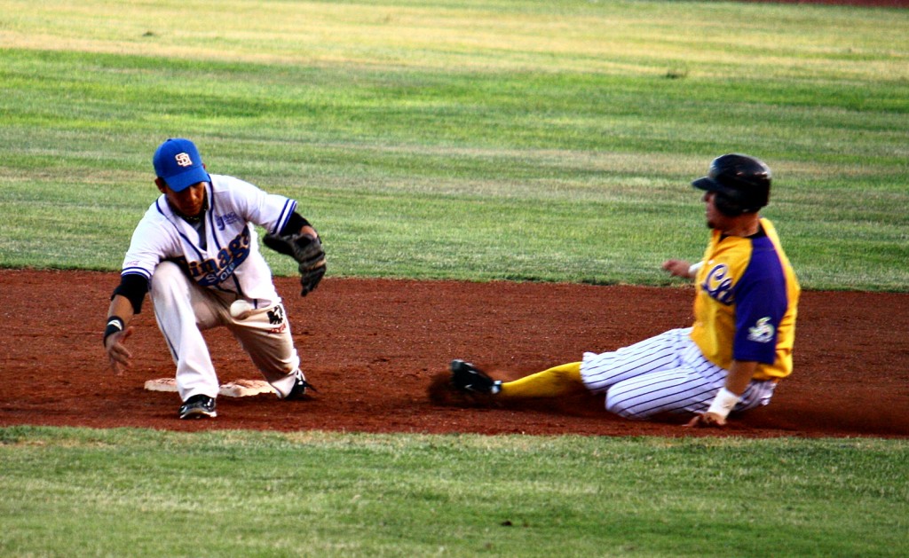 8junio_soles-dorados_jose_soberanis_safe_en_segunda