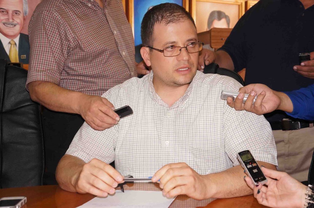 HUGO DELGADO DIRECTOR DE OBRAS PÚBLICAS