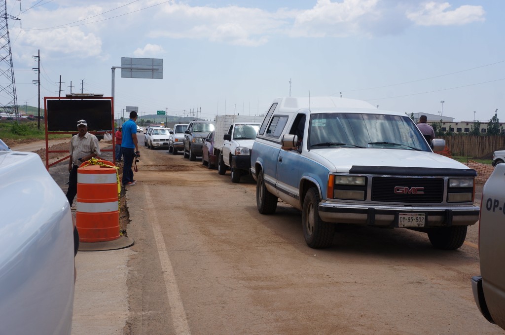 ABREN PASO A DESNIVEL