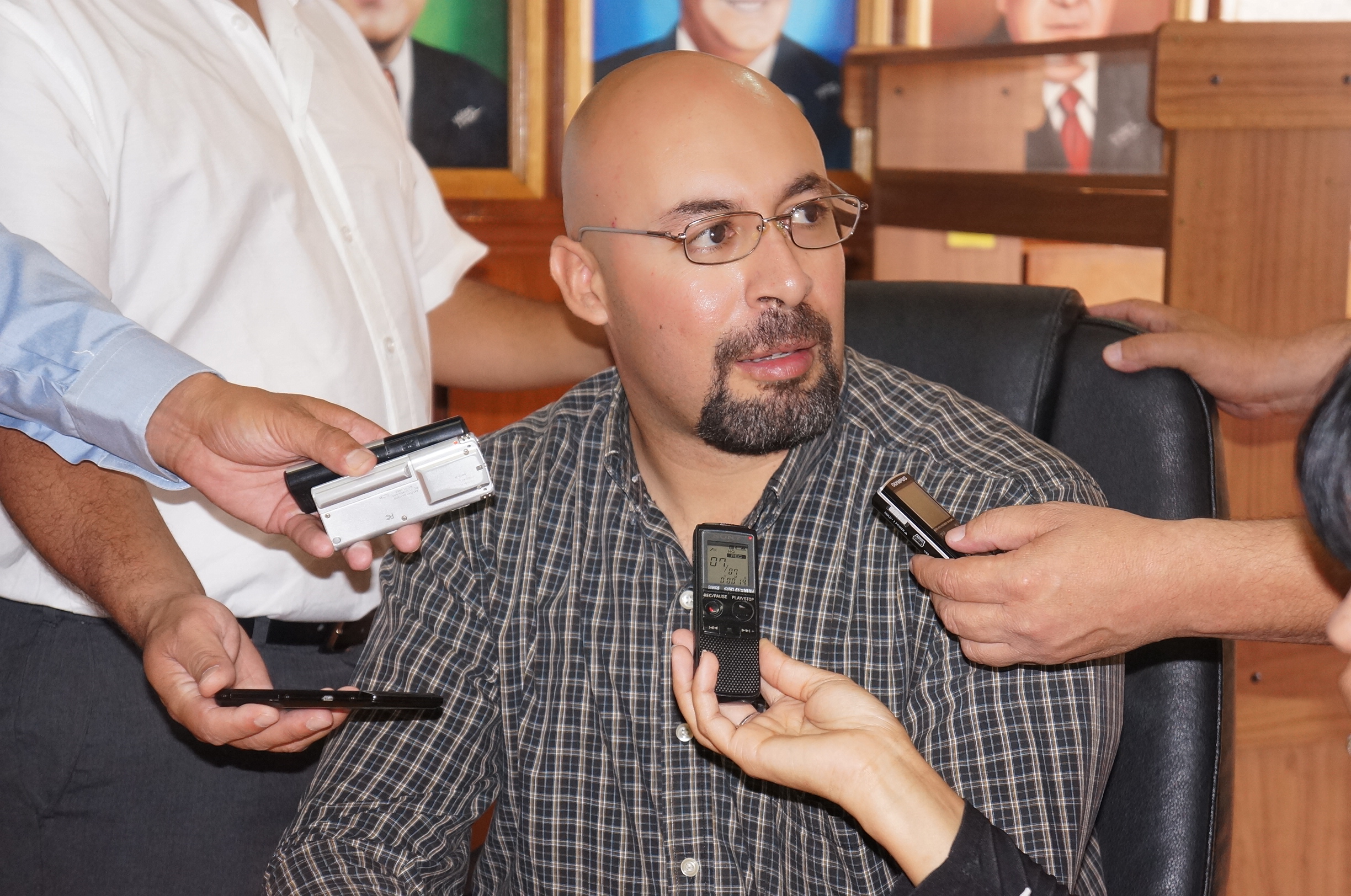 ALEJANDRO GRANADOS DEL CONSEJO DE ESTACIONOMETROS