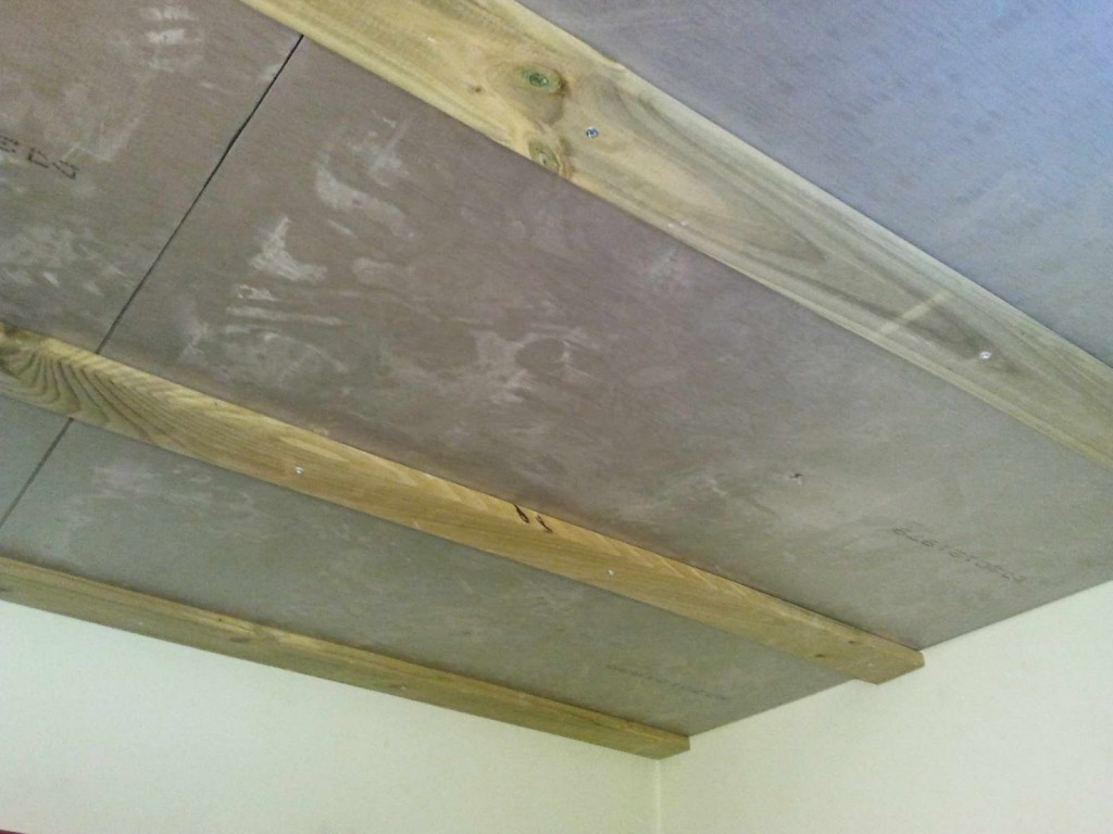 Colocación de rastreles sobre aislante térmico