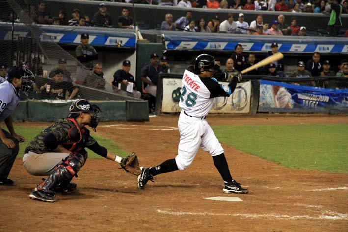 Saraperos_NoeMuñoz_Sultanes2013