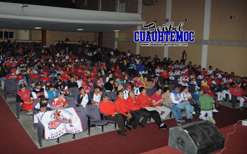 conferencia angel macias