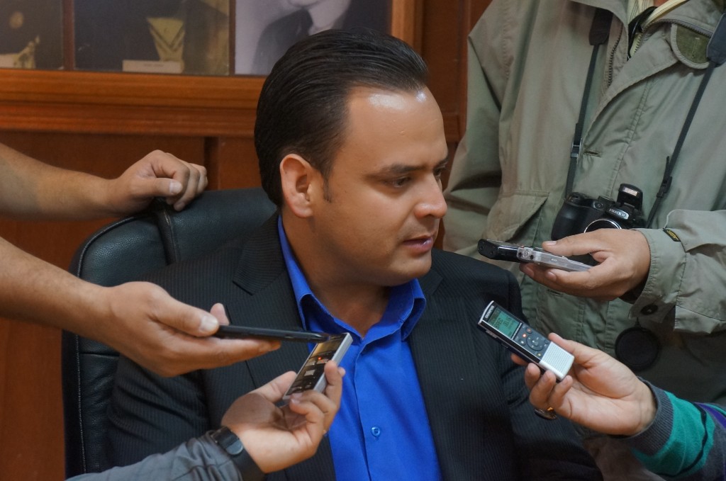 ROBERTO CENDON MUÑOZ JEFE DE GOBERNACION MUNICIPAL