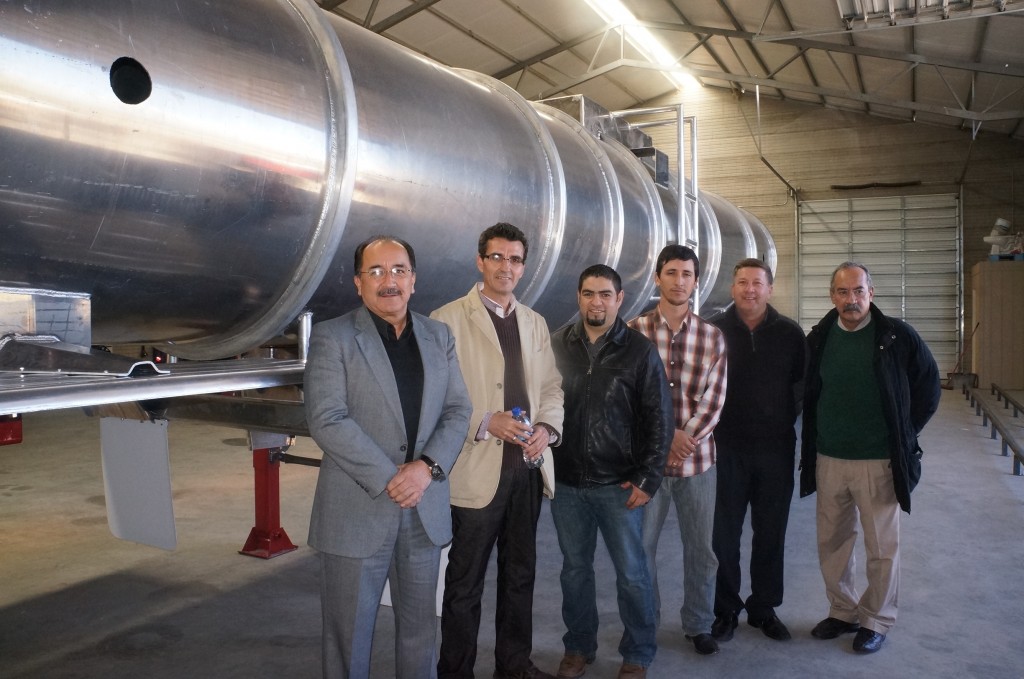 EL ALCALDE CON INVERSIONISTAS DE DESARROLLO INDUSTRAIL IKA T