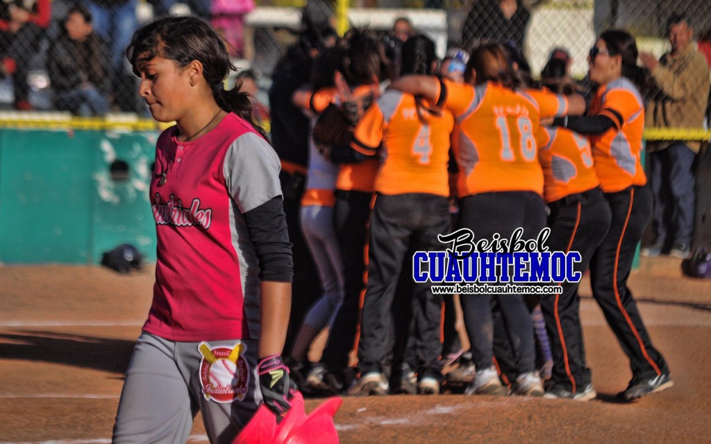 Lobas vs Industriales18