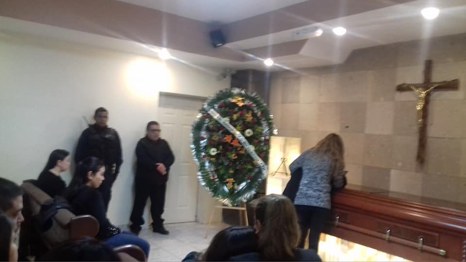 EN FUNERALES MODELO CUERPOS DE DIRECTOR Y AGENTE ASESINADOS.