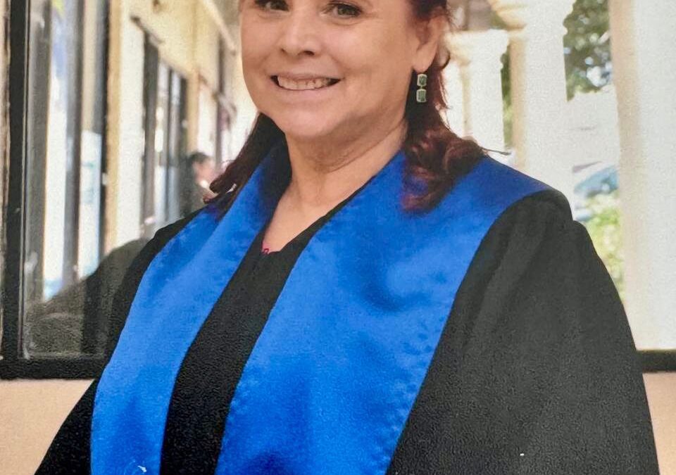 RECIBE EL DOCTORADO HONORIS CAUSA, LA ESCRITORA CUAUHTEMENSE MARIA DOLORES GUADARRAMA