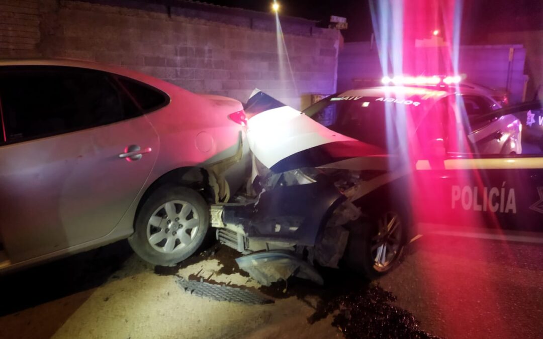 IMPACTA PATRULLA AL METER REVERSA