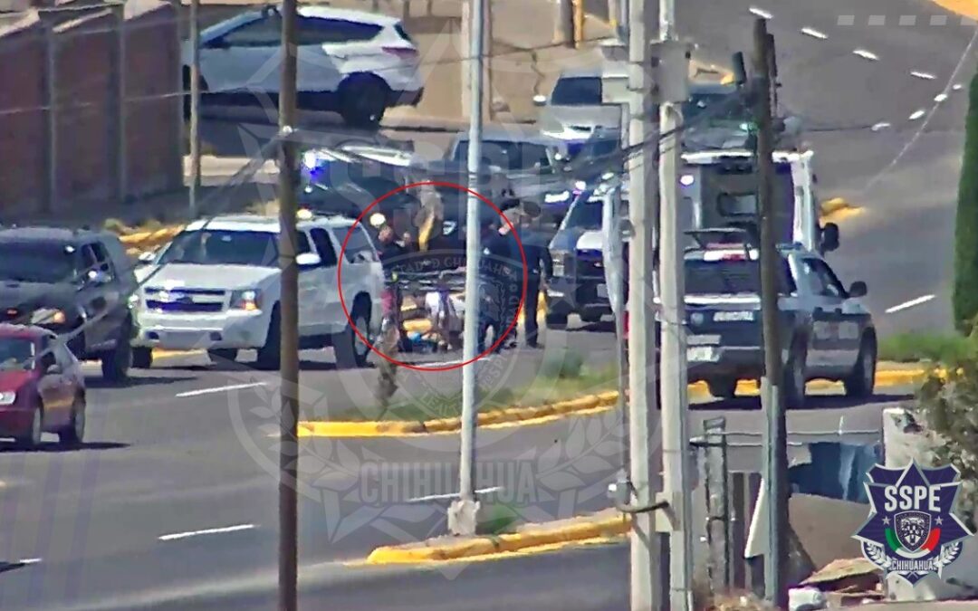 ADOLESCENTE SE LANZÓ DE VEHICULO POR POSIBLE ABUSO