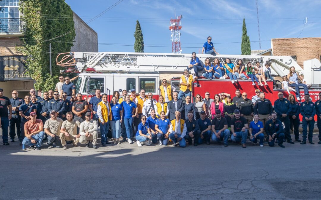 CLUB DE LEONES  CELEBRA A LOS BOMBEROS