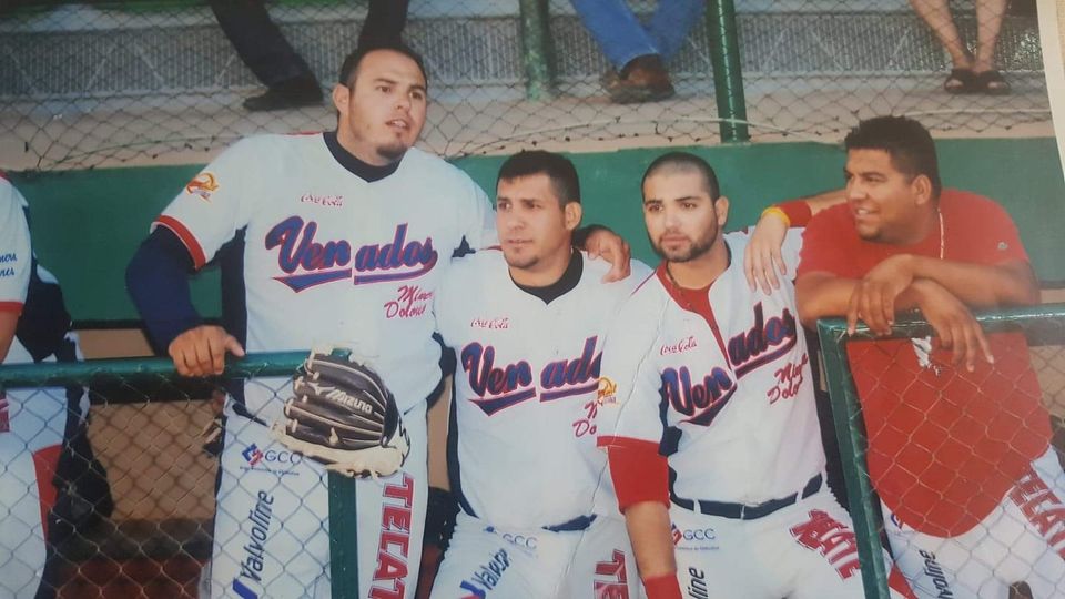 48063058_10158018060651679_4683985788491268096_n