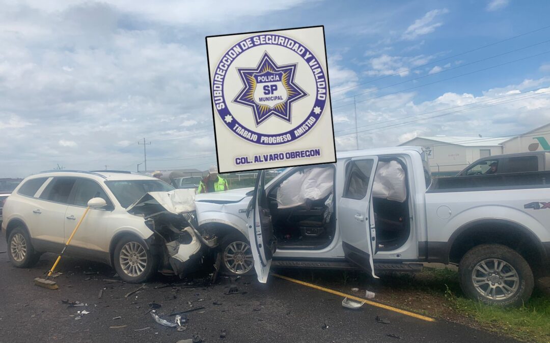 FUERTE CHOQUE, LESIONADOS Y DAÑOS POR 200 MIL PESOS