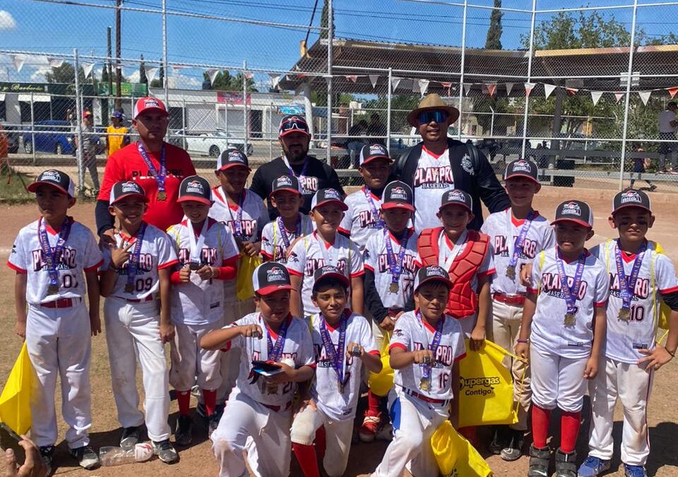 PLAY PRO CAMPEONES INVICTOS TORNEO FUTURAS ESTRELLAS