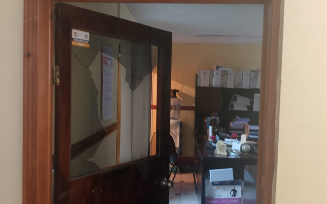 ROBAN EN OFICINAS DE TESORERIA  EN ANAHUAC