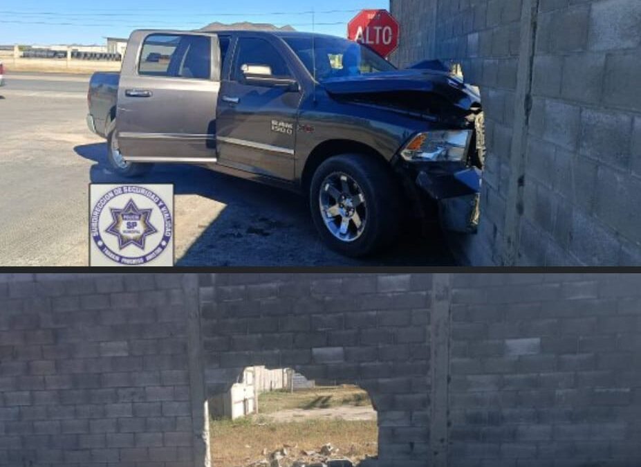 CONDUCIA EN ESTADO DE EMBRIAGUEZ Y CHOCA CON BARDA