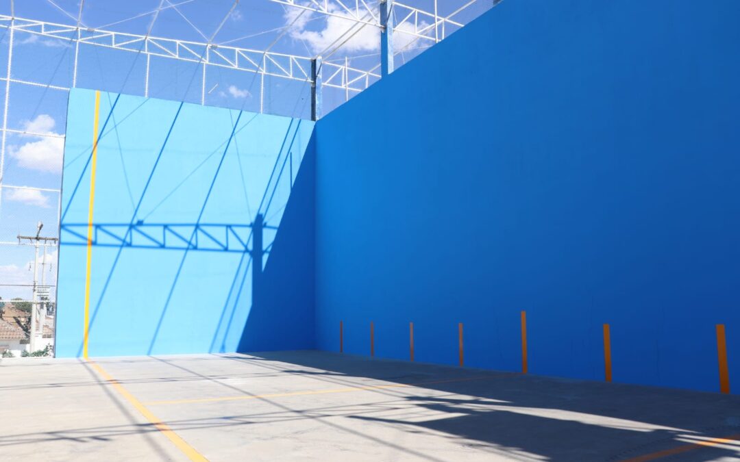 MEJORAN AREA DE FRONTÓN DEL POLIDEPORTIVO “BETO PÉREZ HOLGUÍN”
