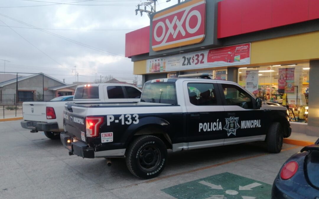 ATACAN A JOVÉN LO DESPOJAN DE DINERO Y CELULAR