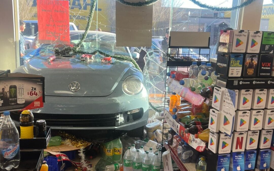 CHOCA CONTRA  OXXO UBICADO EN LA TEXCOCO Y 48