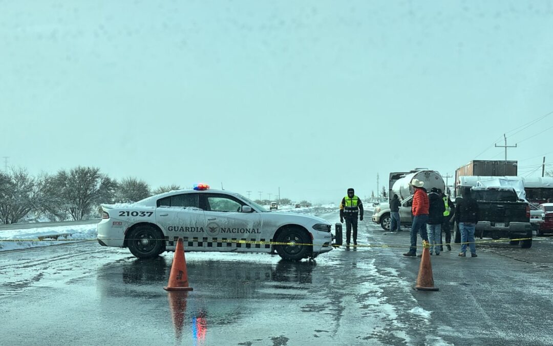 CERRADA CARRETERA DE CHIHUAHUA A CUAUHTEMOC A LA ALTURA DEL FRESNO