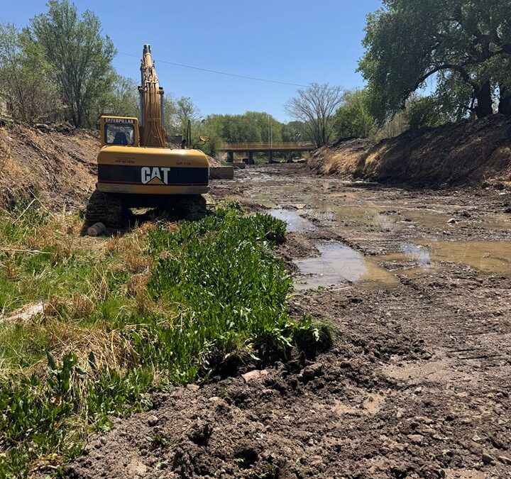 AVANZA LIMPIEZA EN ARROYOS