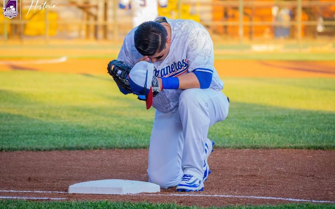 JAVIER HERNANDEZ ENTRE LOS MEJORES MADEROS