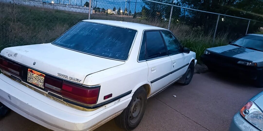 RECUPERAN  VEHÍCULO CON REPORTE DE ROBO.