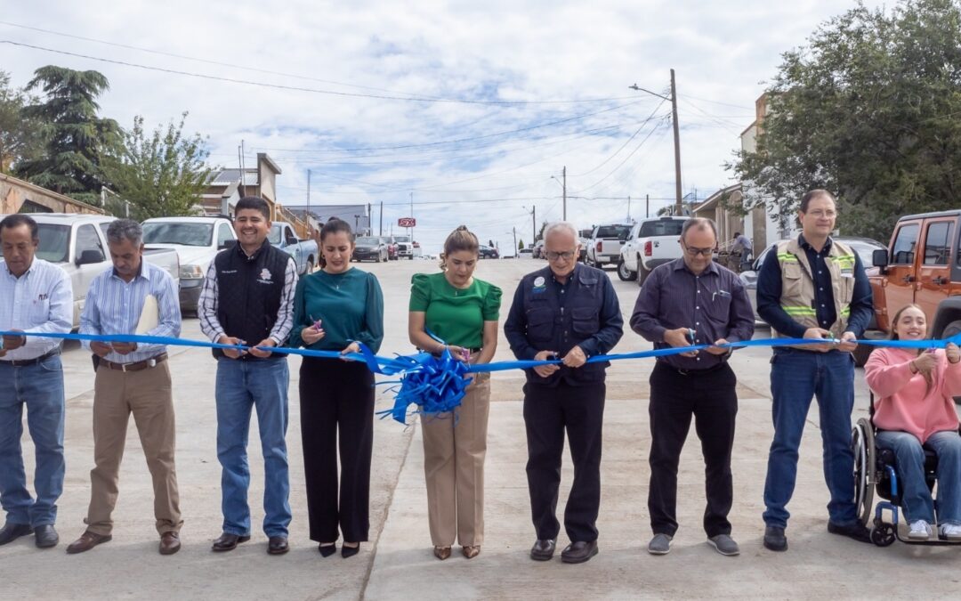 ENTREGAN CALLES PAVIMENTADAS EN LA COLONIA REPÚBLICA
