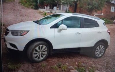 EN LA REFORMA SUJETO ATACA A MUJER SE LLEVA DINERO Y AUTO