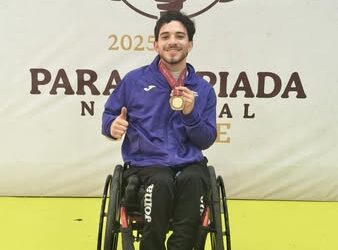 ERICK MONCADA CONSIGUE EL ORO