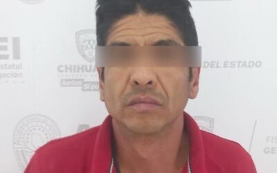 CONDUCIA  PICK UP CON REPORTE DE  ROBO