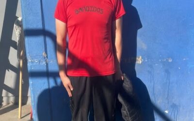 GOLPEA A SU HERMANA NO OPONE RESISTENCIA SE ENTREGA