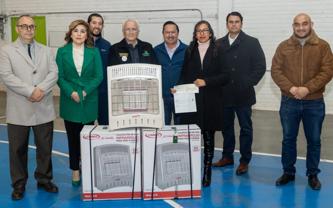 ENTREGAN CALENTONES PARA ESCUELAS