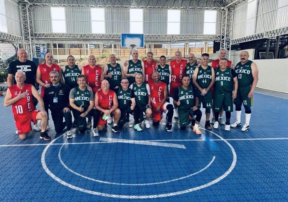 CUAUHTEMENSES DESTACAN EN MAXIBASQUETBOL