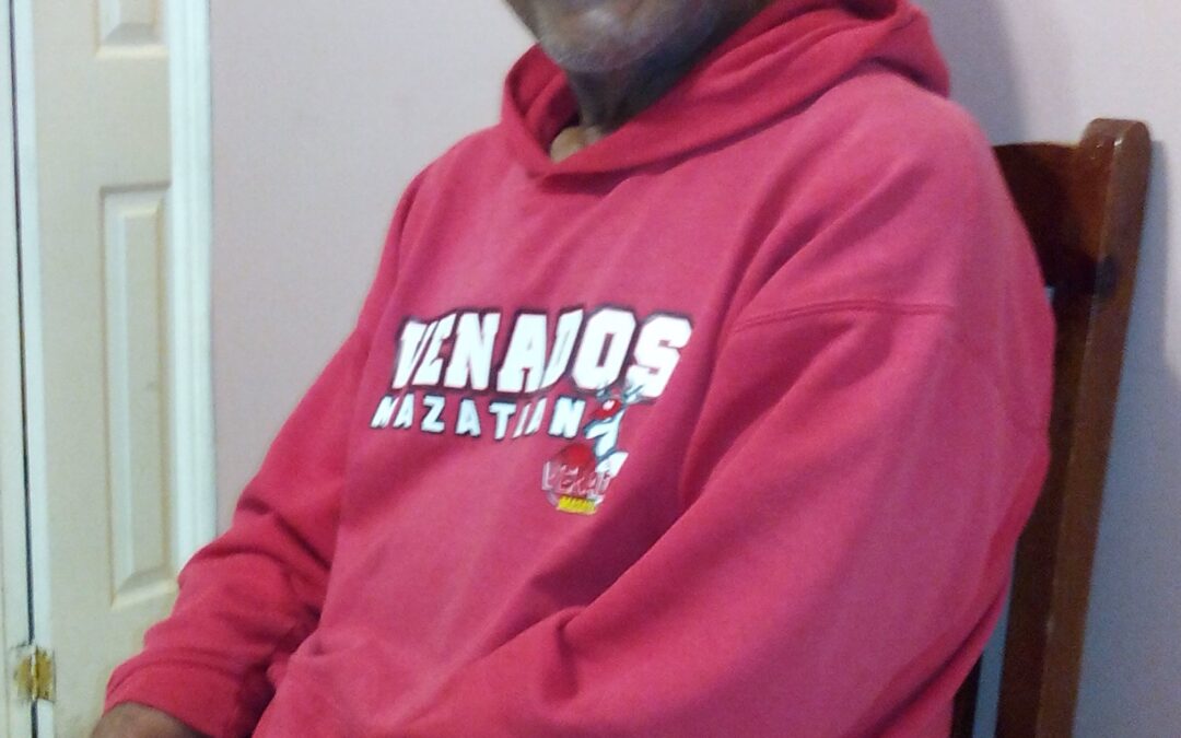 REGRESA WALO RIVERA A MANZANEROS