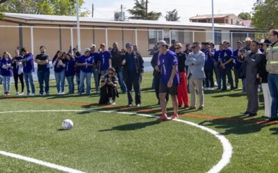 BETO PEREZ ENTREGA CANCHA DE FUTBOL